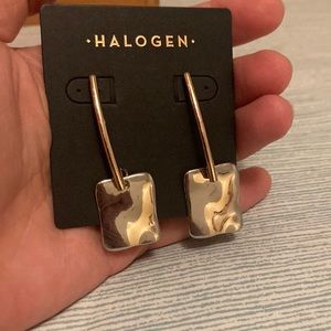 NWT halogen statement earrings